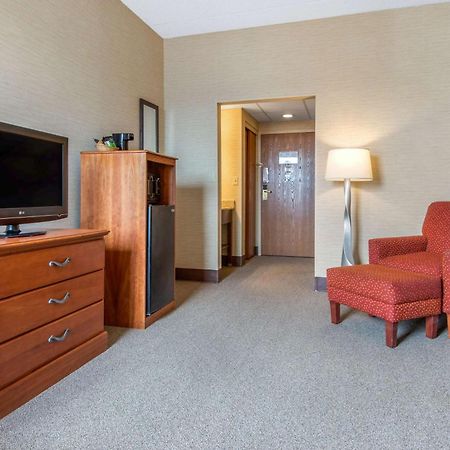 Quality Inn & Suites Менсфілд Екстер'єр фото