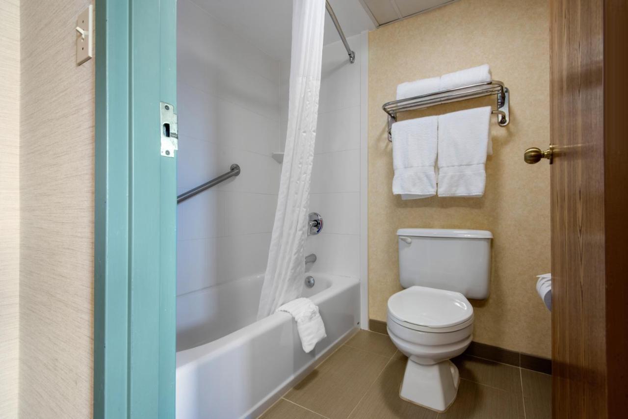 Quality Inn & Suites Менсфілд Екстер'єр фото