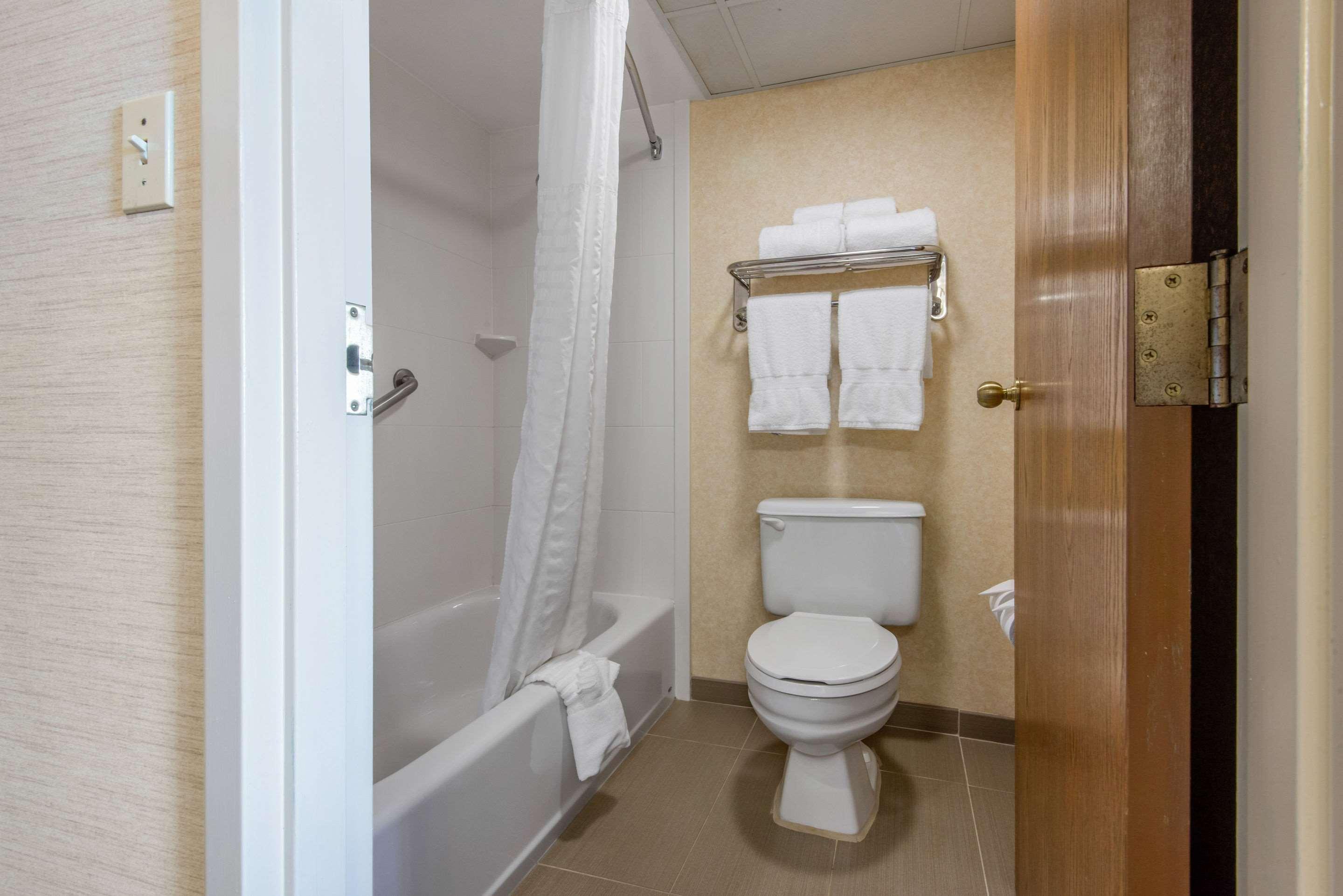Quality Inn & Suites Менсфілд Екстер'єр фото