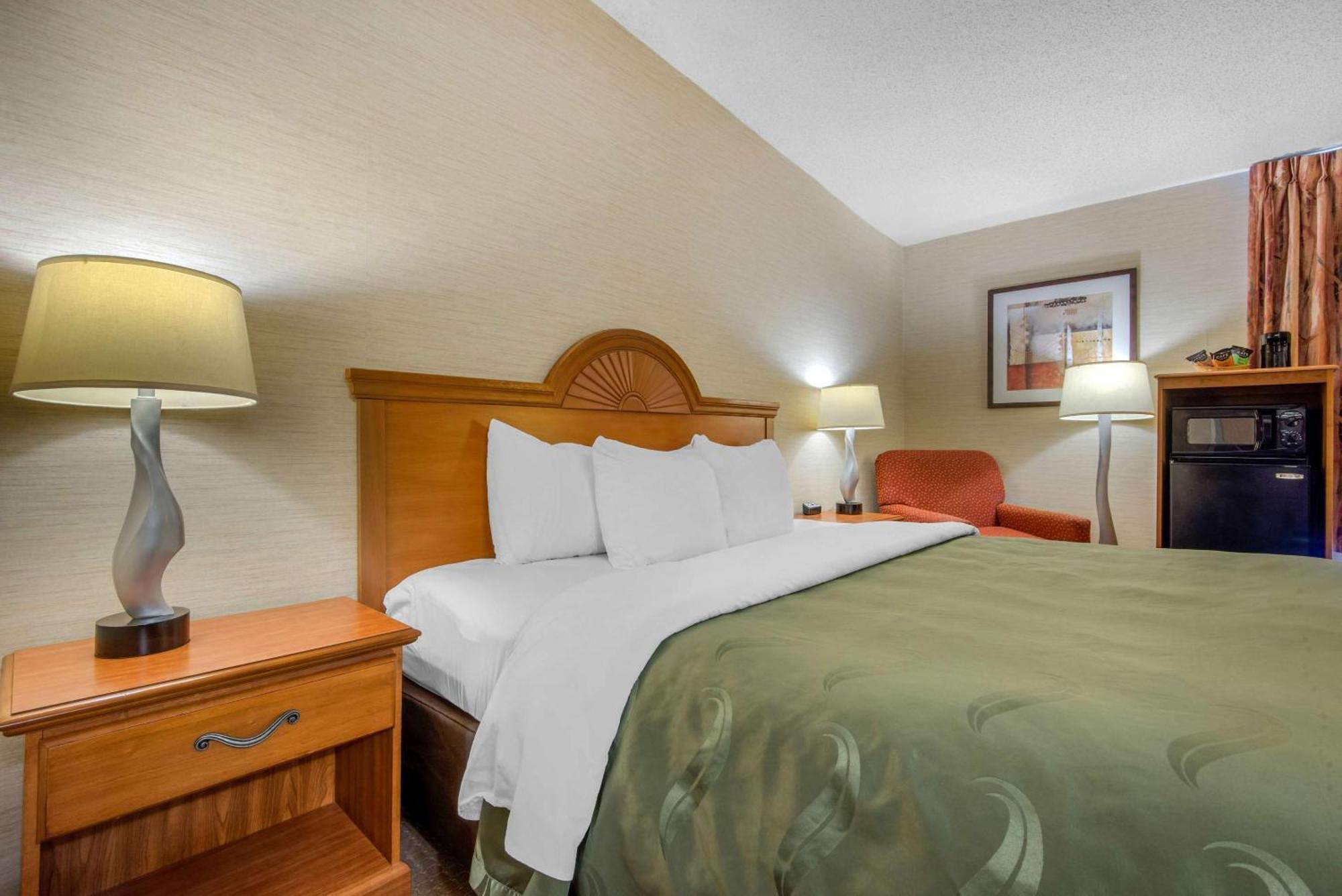Quality Inn & Suites Менсфілд Екстер'єр фото