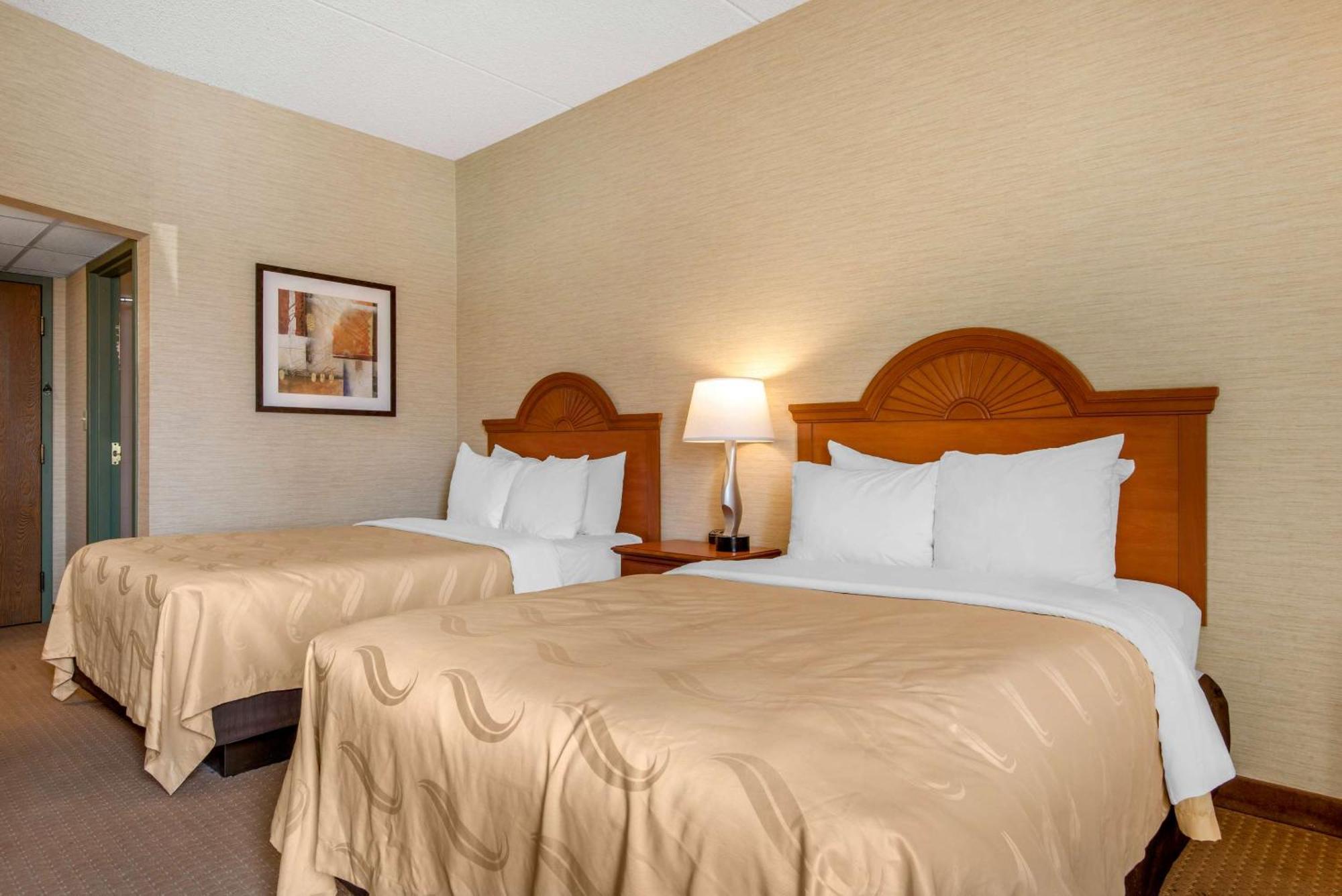 Quality Inn & Suites Менсфілд Екстер'єр фото
