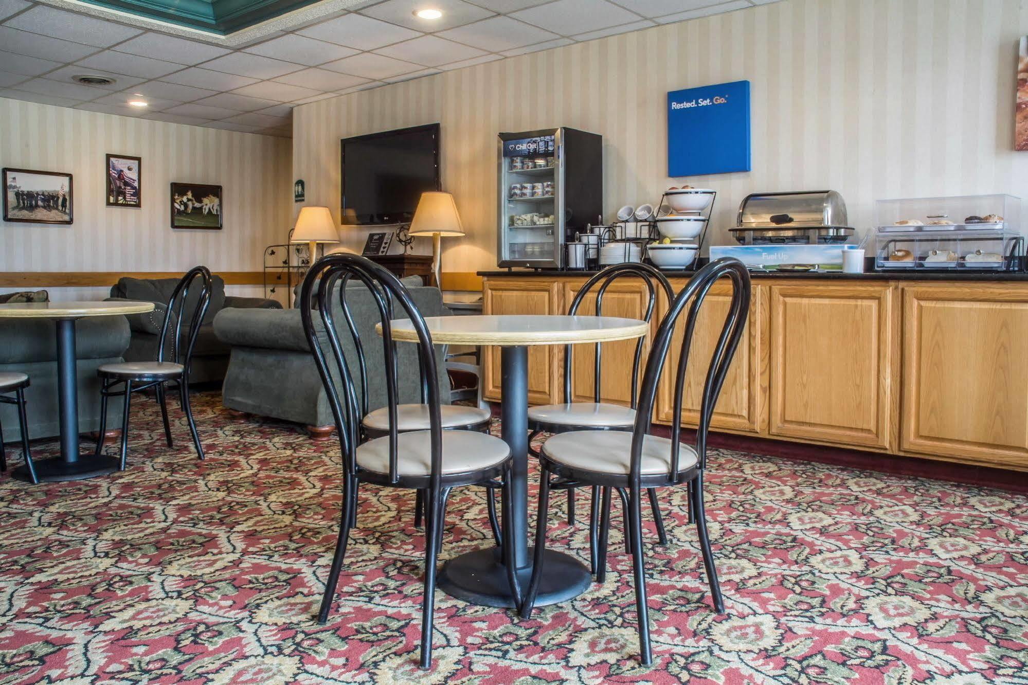 Quality Inn & Suites Менсфілд Екстер'єр фото