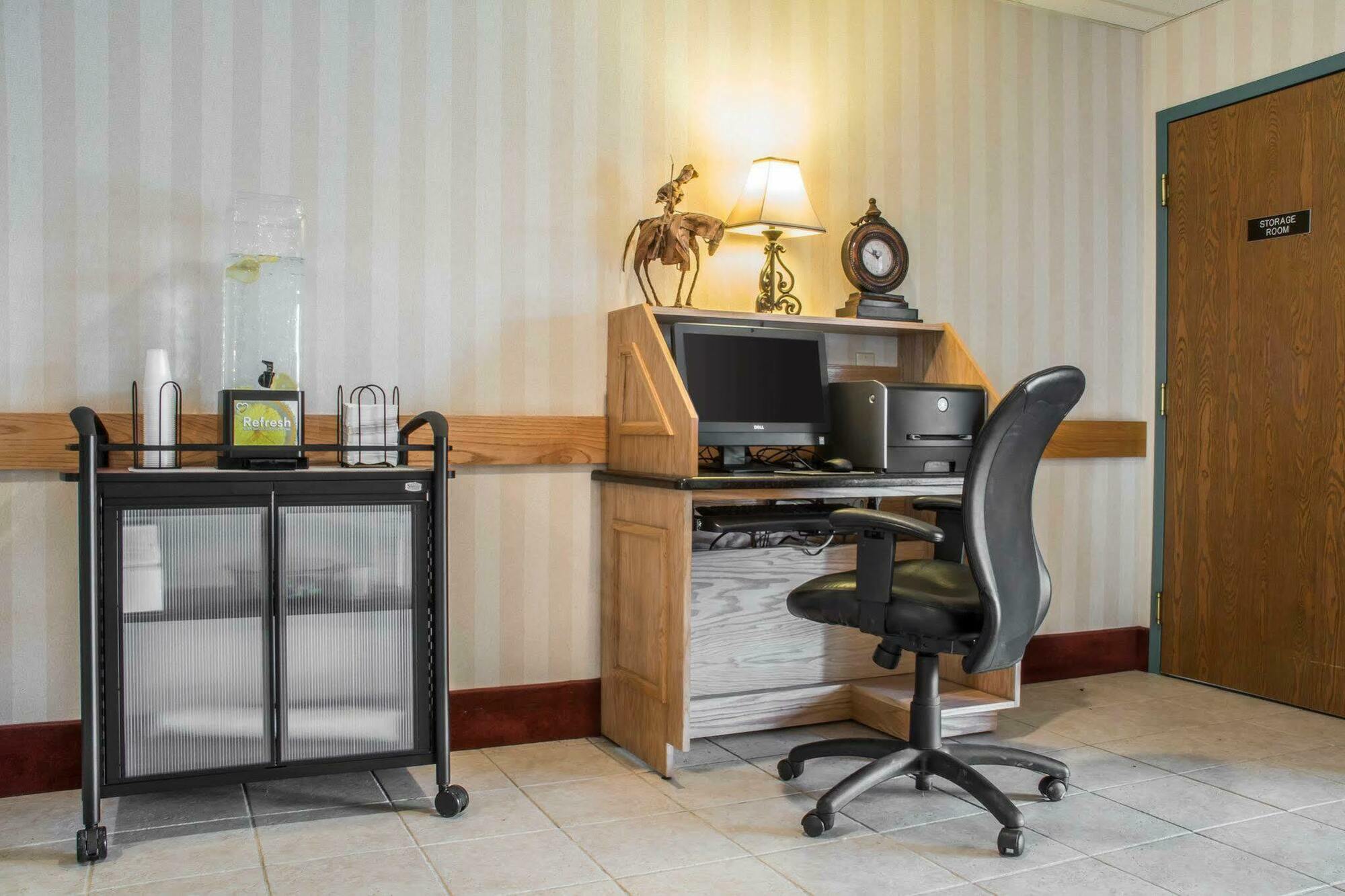 Quality Inn & Suites Менсфілд Екстер'єр фото